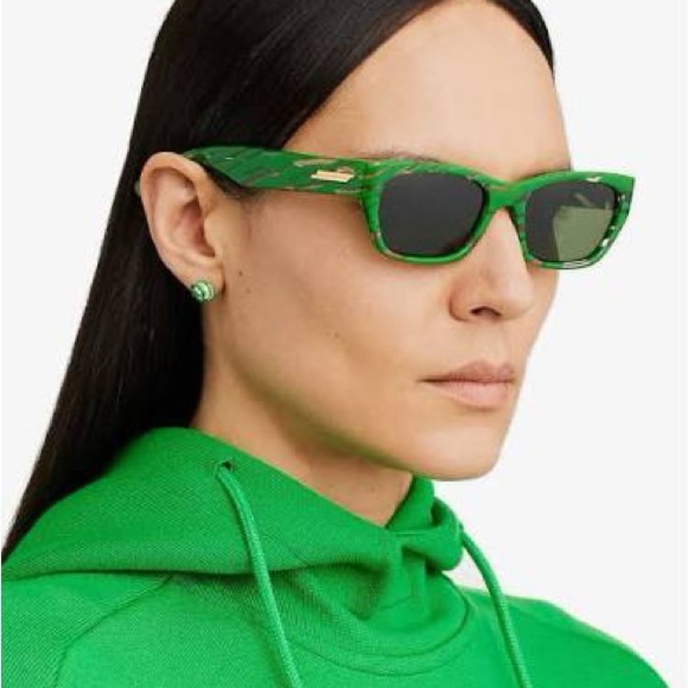 BOTTEGA VENETA Sunglasses, New - Picture 6 of 8